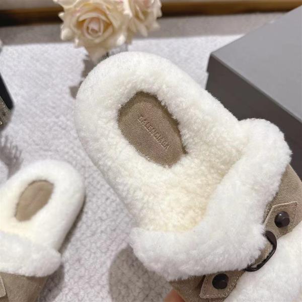 2025112818446129 230